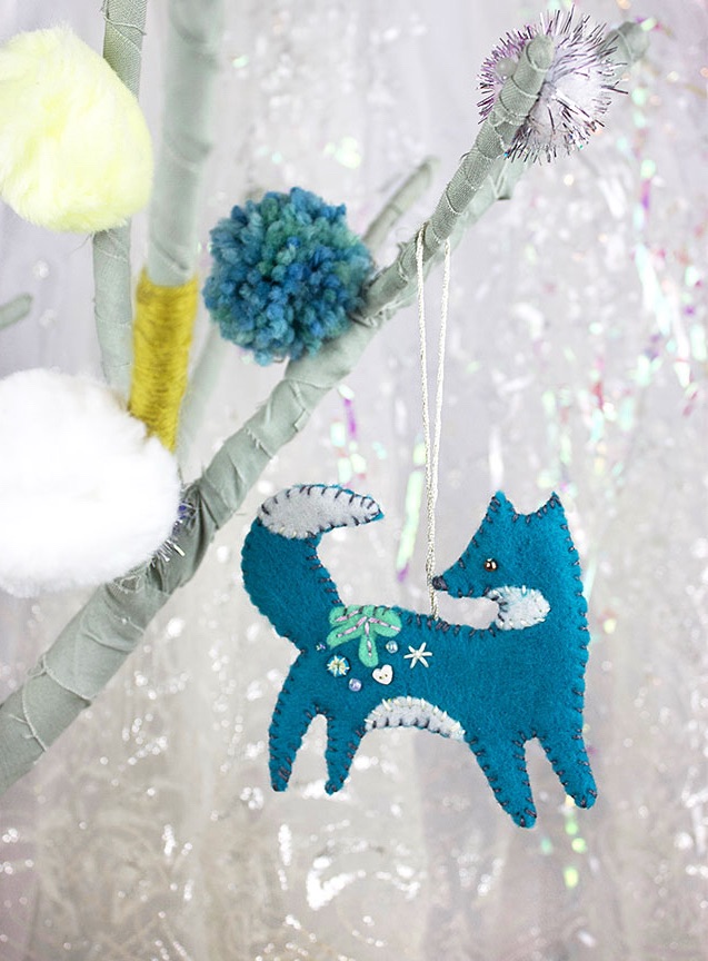 25 Free DIY Ornament